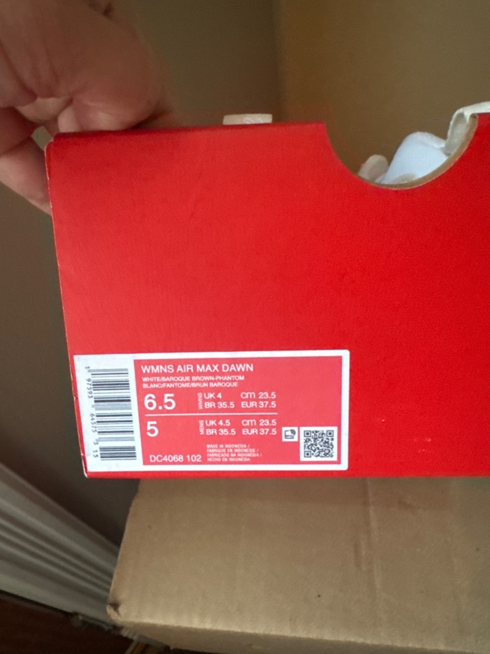 Woman’s Air Max Dawn - Picture 5 of 5